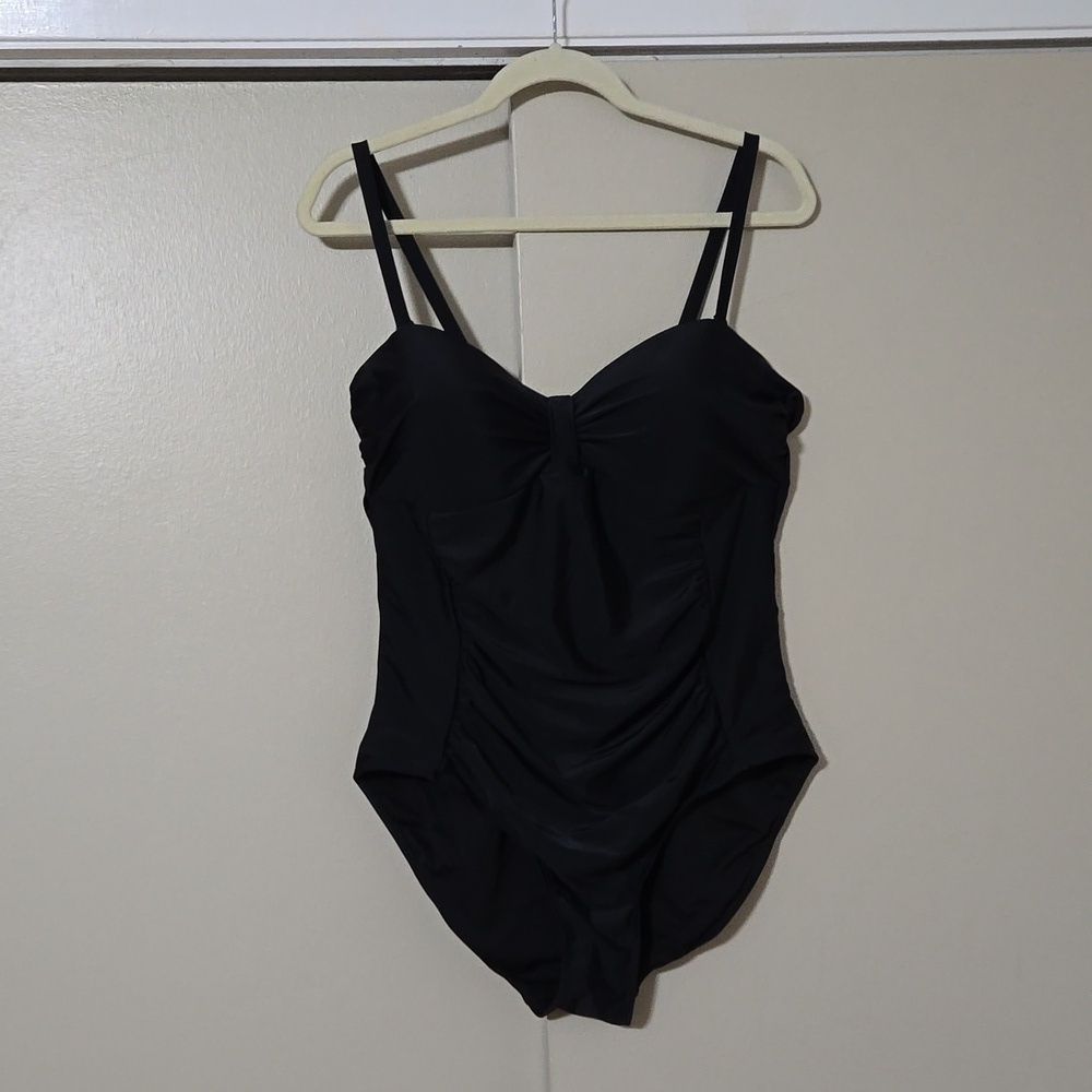 SurfGear Women's Black One Piece Size XL NWT